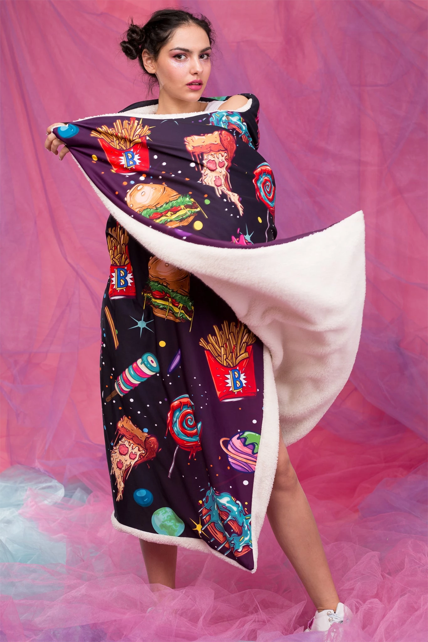 Badinka Space Munchiez Hoodie Blanket - Image 3